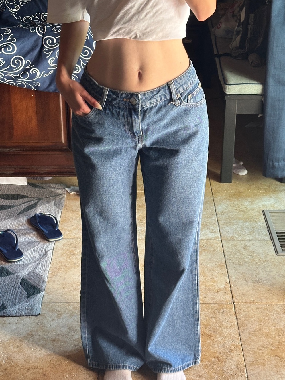 Edikted Wide-Leg Jeans in Medium Blue Wash